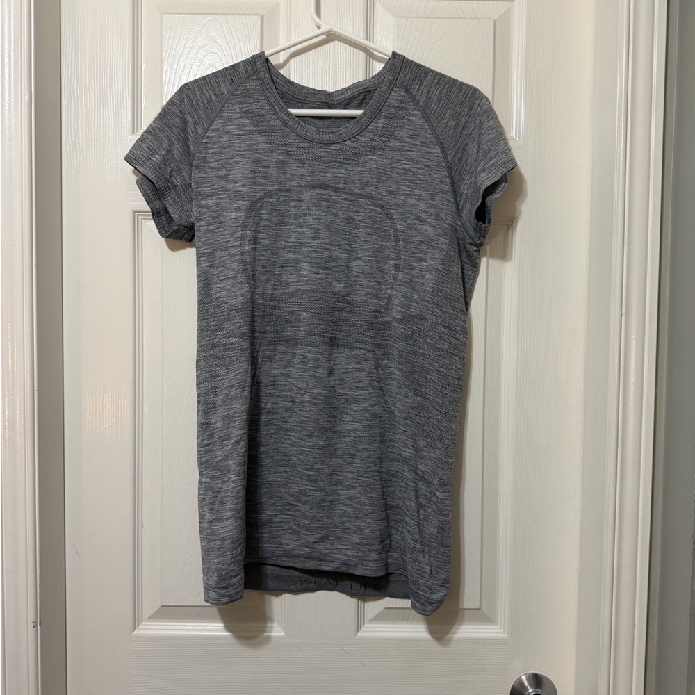 Lululemon short sleeve swiftly size 12 euc